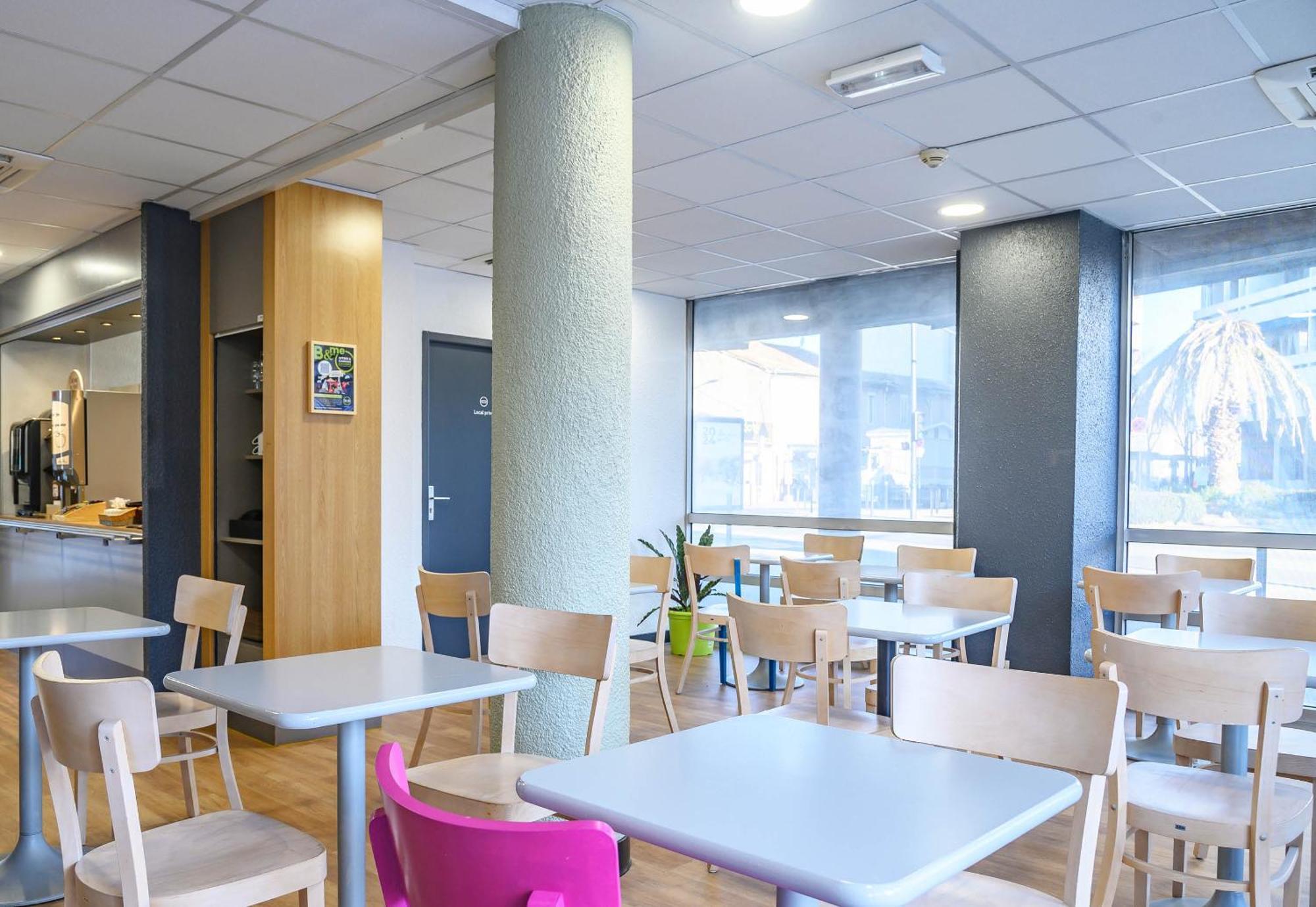 阿莱尼斯尼姆中心住宿加早餐酒店 外观 照片